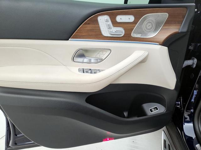 Photo of 2022 Blue Mercedes-Benz GLE 350