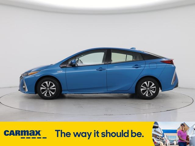 Photo of 2017 Blue Toyota Prius Prime
