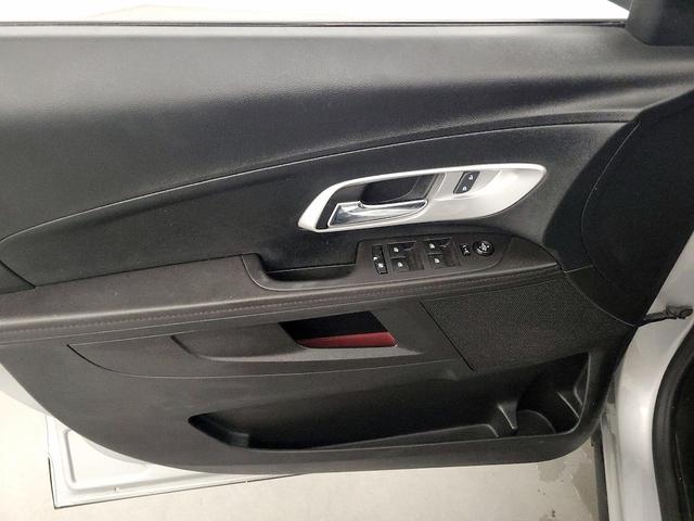Photo of 2017 Silver Chevrolet Equinox