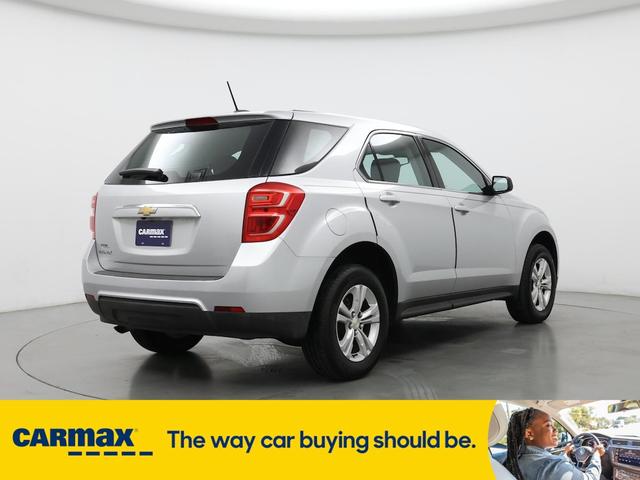 Photo of 2017 Silver Chevrolet Equinox