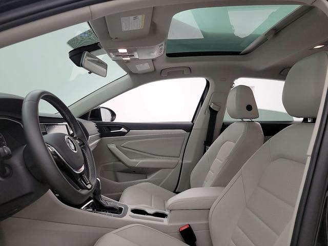 Photo of 2021 Black Volkswagen Jetta