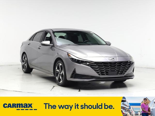 2022 Hyundai Elantra Hev