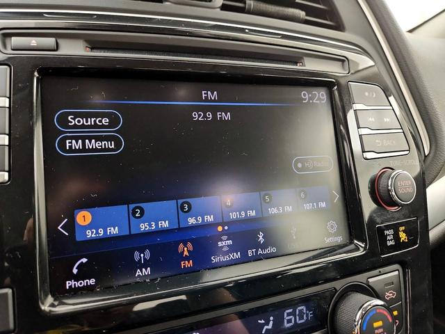 Photo of 2020 Gray Nissan Maxima