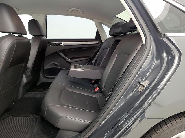 Photo of 2017 Gray Volkswagen Passat