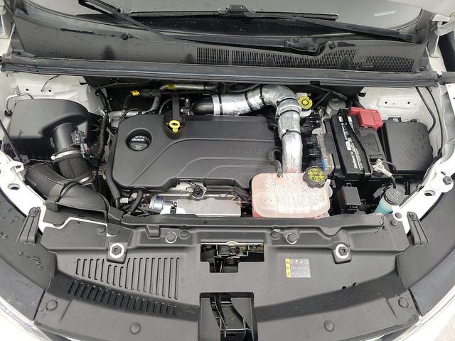 Photo of 2022 White Chevrolet Trax