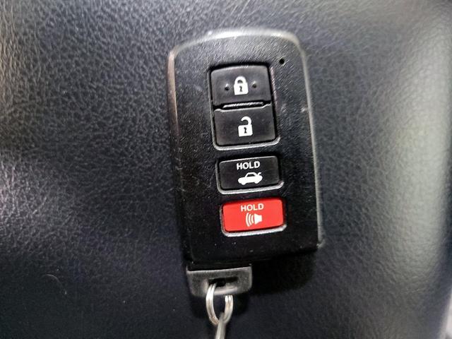 Photo of 2014 Black Toyota Camry