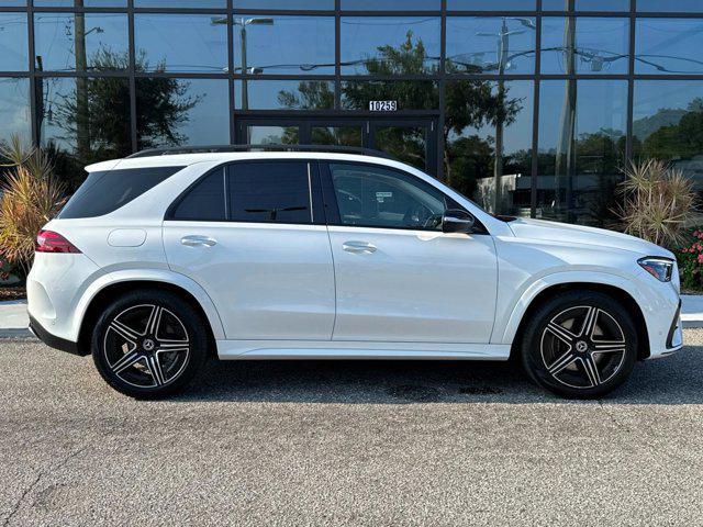 Photo of 2024 White Mercedes-Benz GLE 580