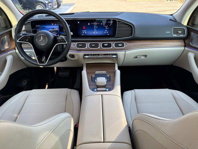Photo of 2024 White Mercedes-Benz GLE 580