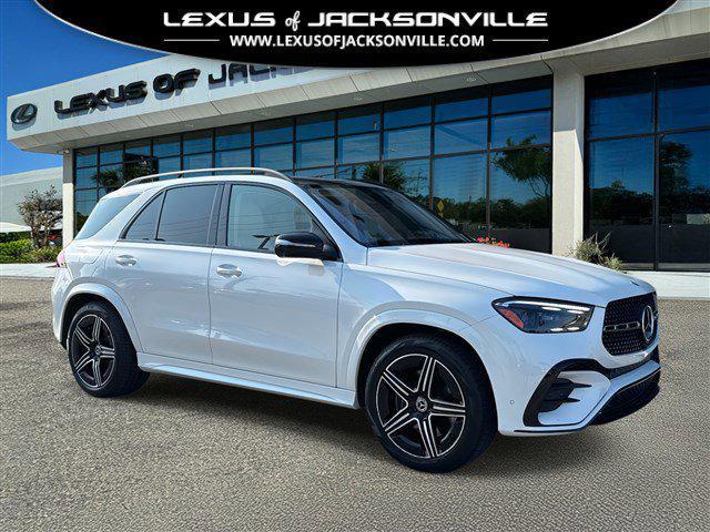 Photo of 2024 White Mercedes-Benz GLE 580