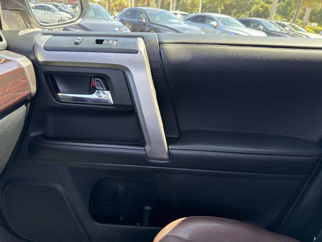 Photo of 2017 Blizzard Pearl Toyota 4Runner