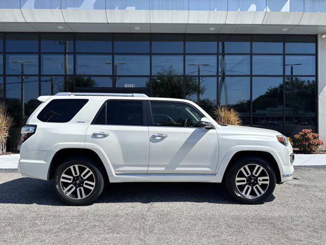 Photo of 2017 Blizzard Pearl Toyota 4Runner