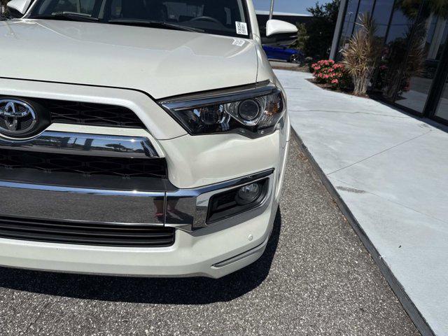 Photo of 2017 Blizzard Pearl Toyota 4Runner