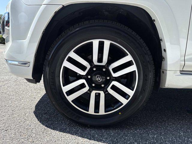 Photo of 2017 Blizzard Pearl Toyota 4Runner