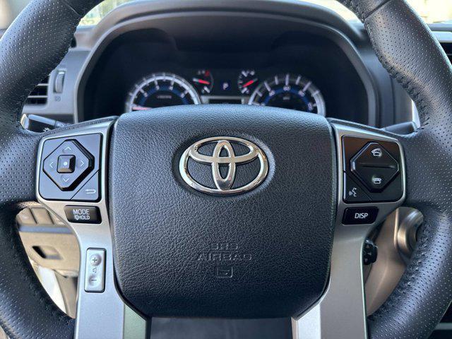 Photo of 2017 Blizzard Pearl Toyota 4Runner