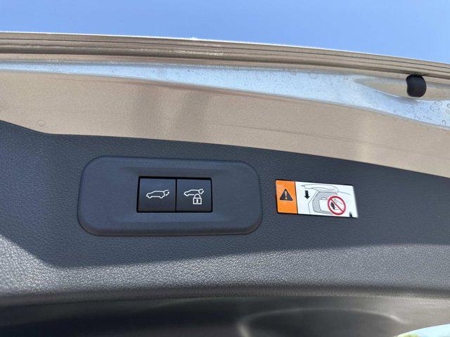 Photo of 2025 Atomic Silver Lexus NX 250