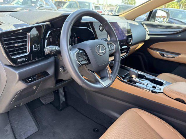 Photo of 2025 Atomic Silver Lexus NX 250