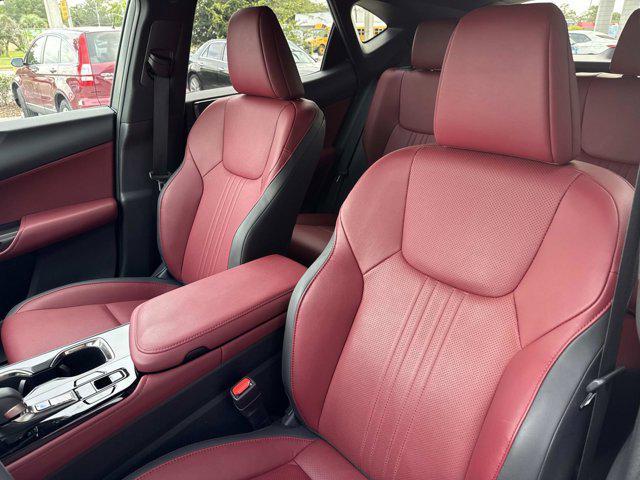 Photo of 2022 Eminent White Pearl Lexus NX 250
