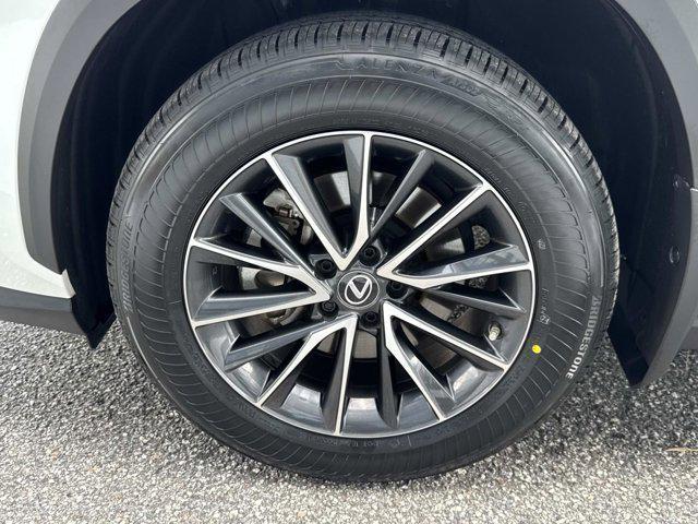 Photo of 2022 Eminent White Pearl Lexus NX 250