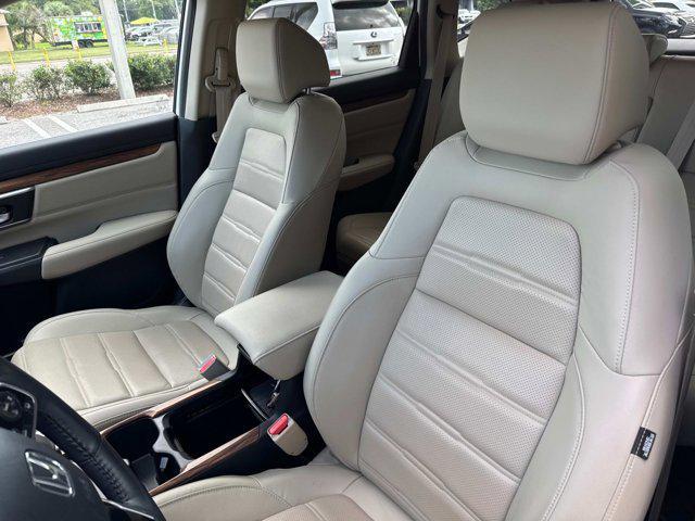 Photo of 2021 Platinum White Honda CR-V