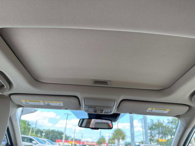 Photo of 2021 Platinum White Honda CR-V