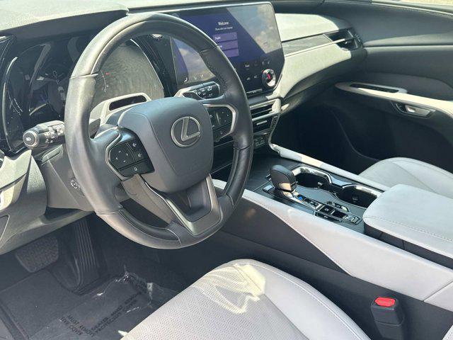 Photo of 2024 Eminent White Pearl Lexus RX 350