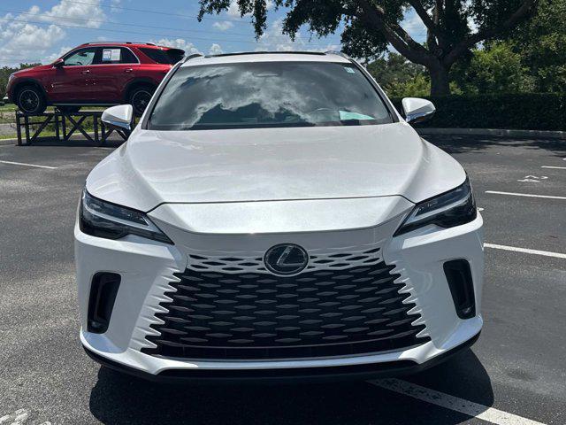 Photo of 2024 Eminent White Pearl Lexus RX 350