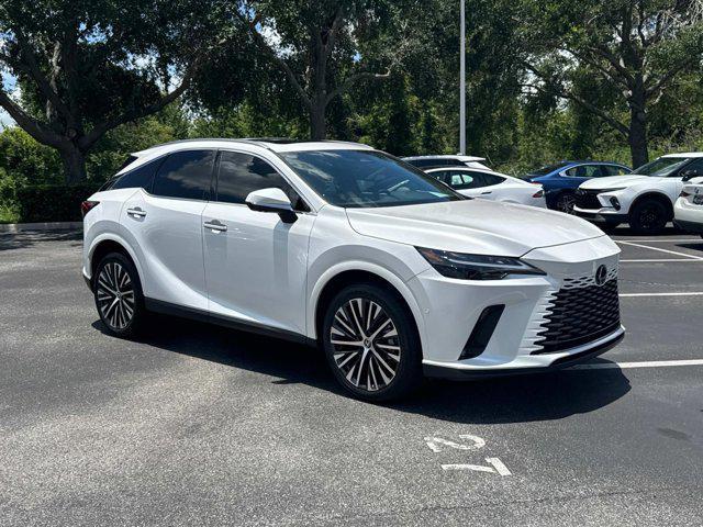Photo of 2024 Eminent White Pearl Lexus RX 350
