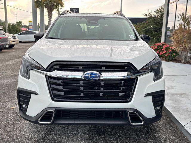 Photo of 2024 Crystal White Pearl Subaru Ascent