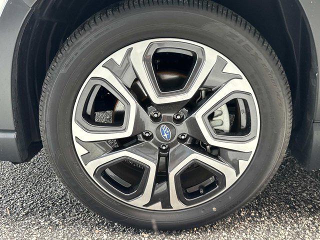 Photo of 2024 Crystal White Pearl Subaru Ascent