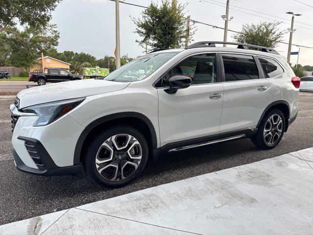 Photo of 2024 Crystal White Pearl Subaru Ascent