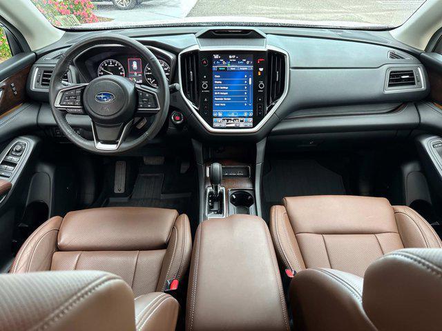 Photo of 2024 Crystal White Pearl Subaru Ascent