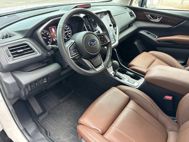 Photo of 2024 Crystal White Pearl Subaru Ascent