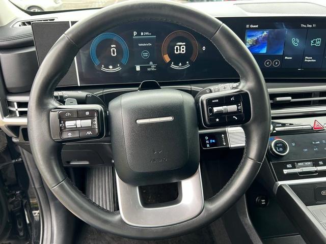 Photo of 2024 Phantom Black Hyundai SANTA FE