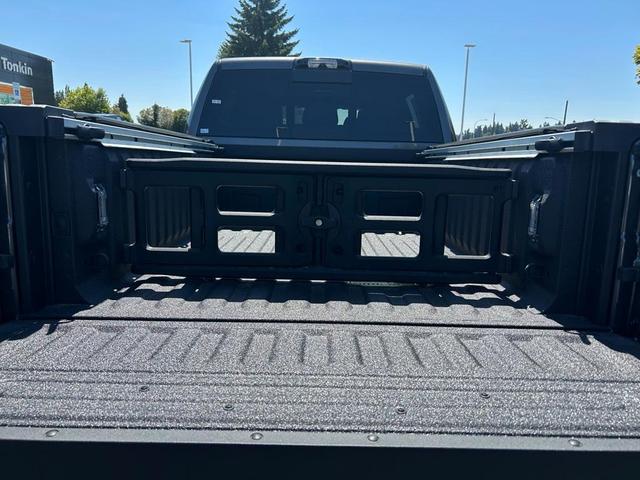 Photo of 2025 Granite Crystal Clearcoat Metallic RAM 2500