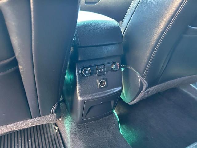 Photo of 2017 Shadow Black Ford Explorer