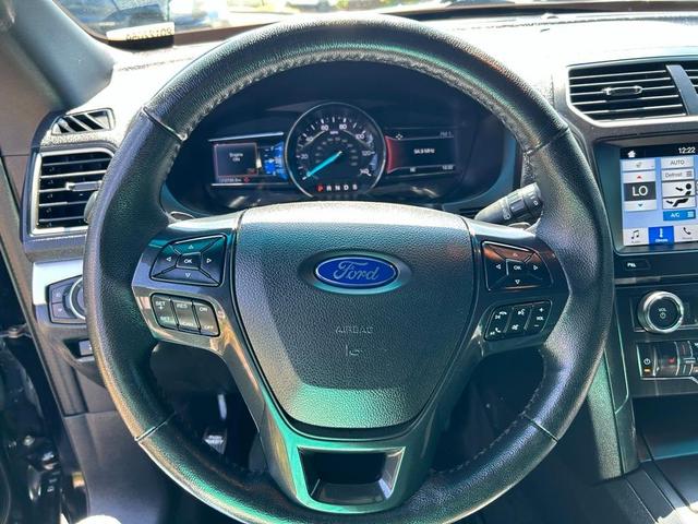 Photo of 2017 Shadow Black Ford Explorer