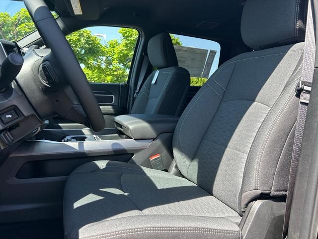 Photo of 2025 Diamond Black RAM 2500