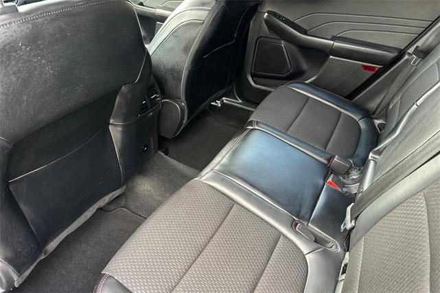 Photo of 2024 Gray Metallic Ford Escape