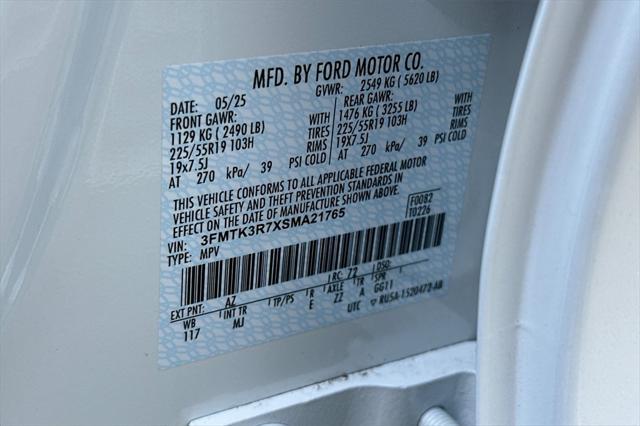 Photo of 2025 Star White Metallic Tri-Coat Ford Mustang Mach-E