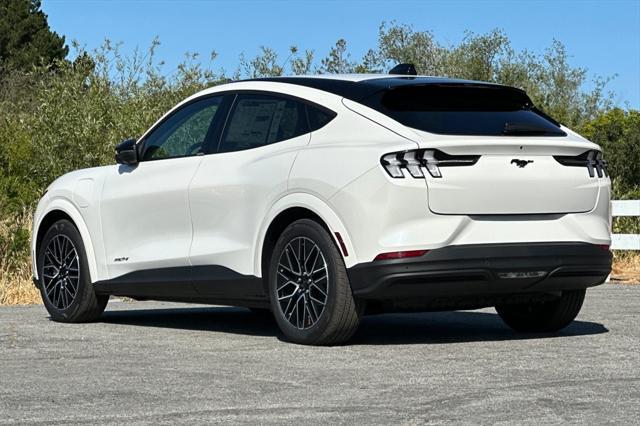 Photo of 2025 Star White Metallic Tri-Coat Ford Mustang Mach-E