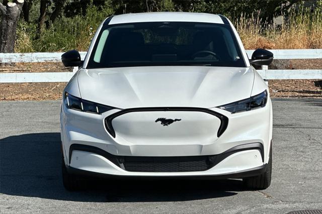 Photo of 2025 Star White Metallic Tri-Coat Ford Mustang Mach-E