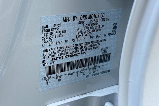 Photo of 2025 Star White Metallic Tri-Coat Ford Mustang Mach-E