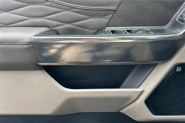 Photo of 2025 Black Metallic Ford F-150