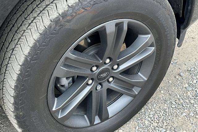 Photo of 2023 Agate Black Metallic Ford F-150