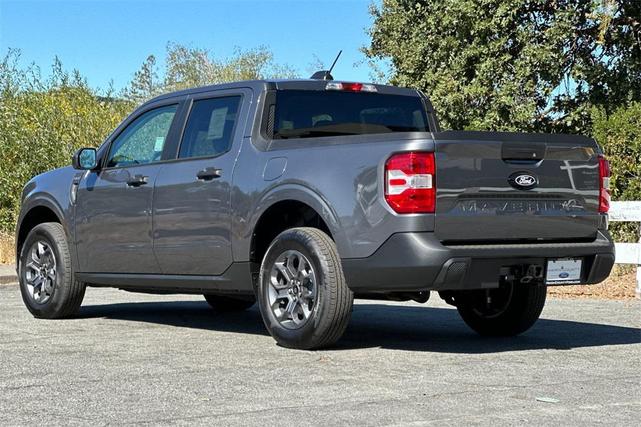 Photo of 2025 Carbonized Gray Metallic Ford Maverick