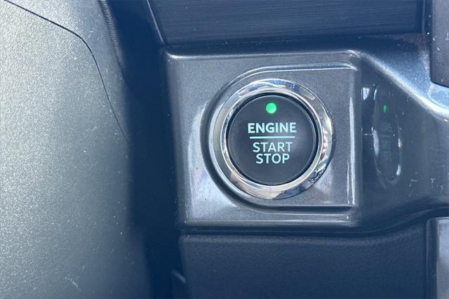 Photo of 2022 Iconic Silver Metallic Ford F-150