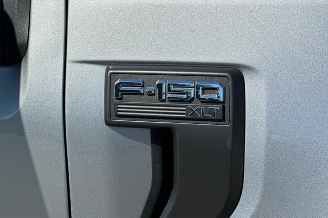 Photo of 2022 Iconic Silver Metallic Ford F-150