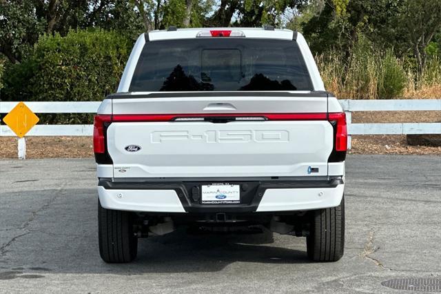 Photo of 2025 Oxford White Ford F-150 Lightning