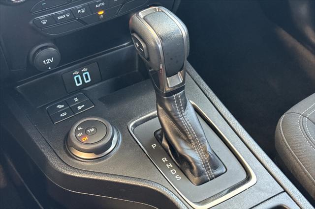 Photo of 2023 Gray Metallic Ford Ranger