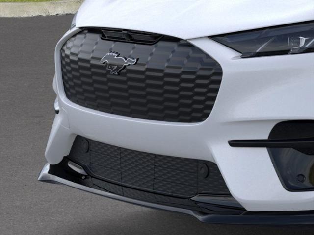 Photo of 2025 Star White Metallic Tri-Coat Ford Mustang Mach-E